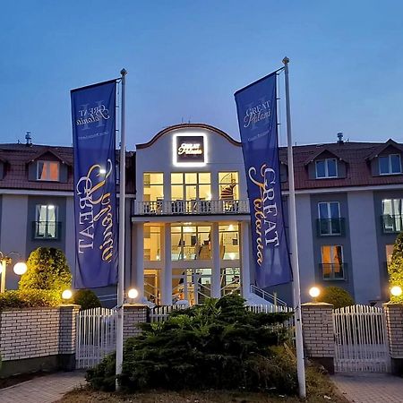 Great Polonia Ustka Bed & Breakfast Eksteriør bilde