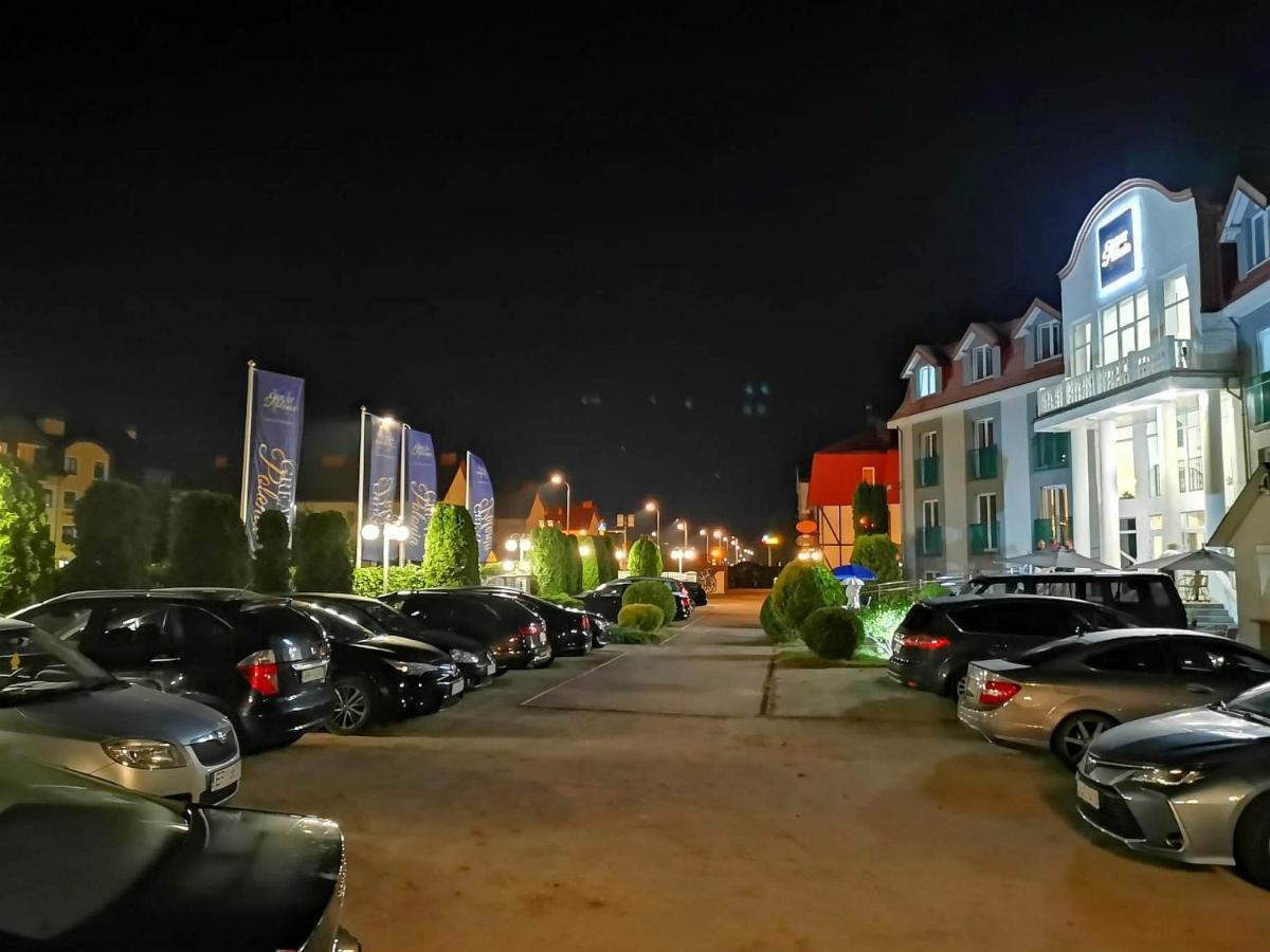 Great Polonia Ustka Bed & Breakfast Eksteriør bilde